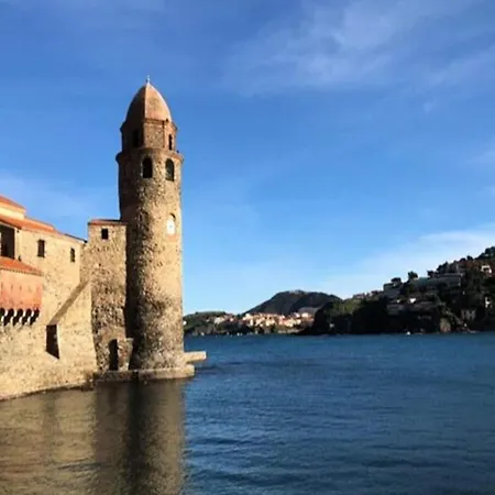 Apartment For 4 People Collioure